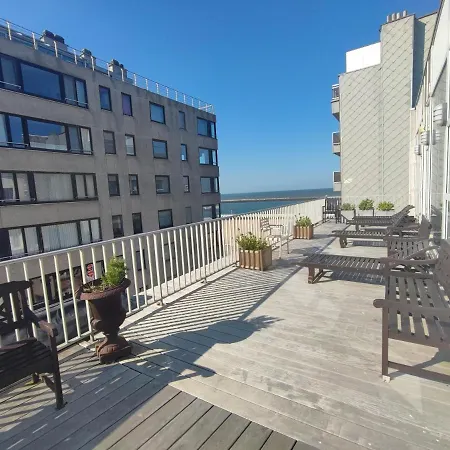 Отель Glenmore 3*
