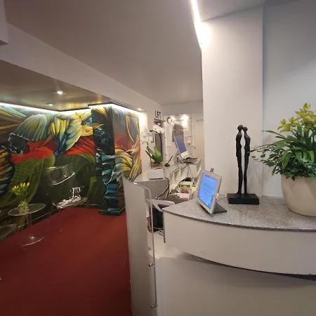 Hotel Glenmore 3*