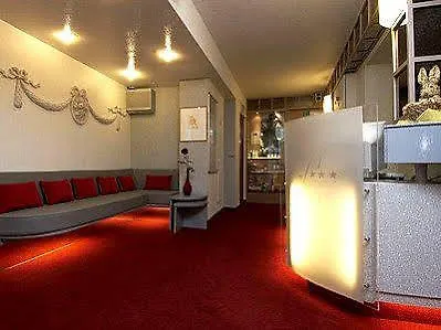 Hotel Glenmore 3*