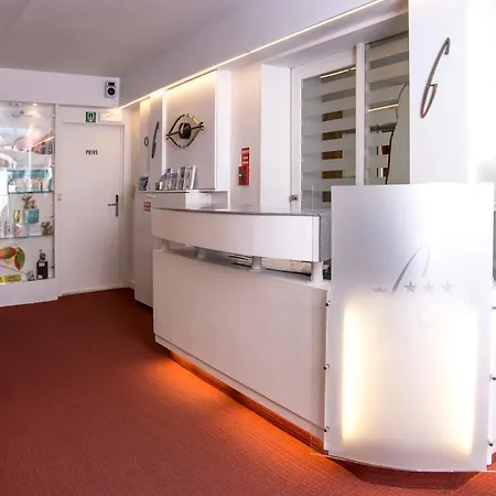 Glenmore Hotel 3*